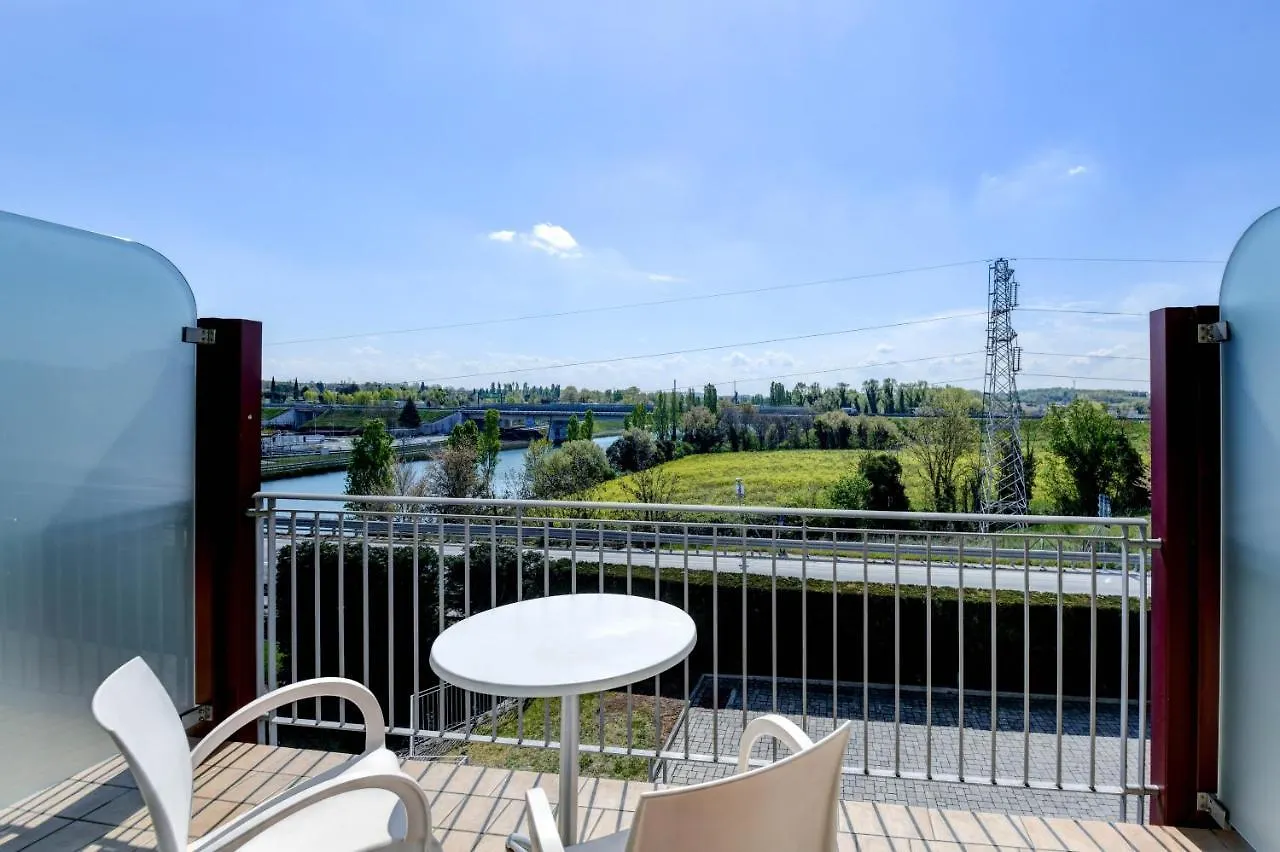 Hotel Rivus Peschiera del Garda Olaszország