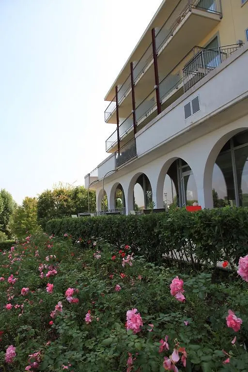 Hotel Rivus Peschiera del Garda 3*,  Olaszország